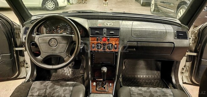 Mercedes C 220 d 1998, 298,000 km - 2.2 l - Sumqayıt