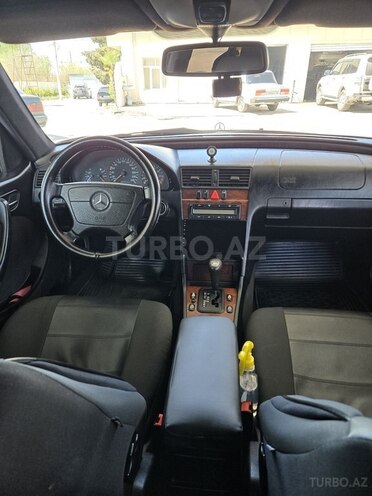 Mercedes C 200 1998, 250,000 km - 2.0 л - Yevlax