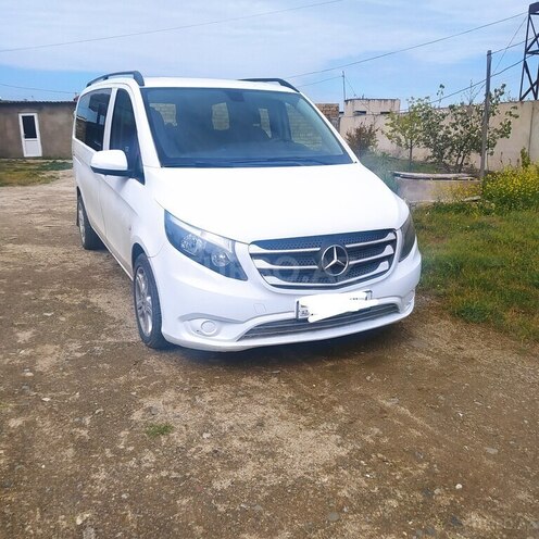 Mercedes Vito 2019, 242,000 km - 1.6 l - Bakı