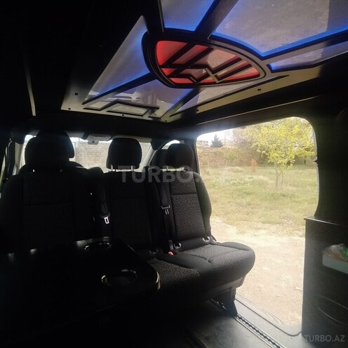 Mercedes Vito 2019, 242,000 km - 1.6 l - Bakı