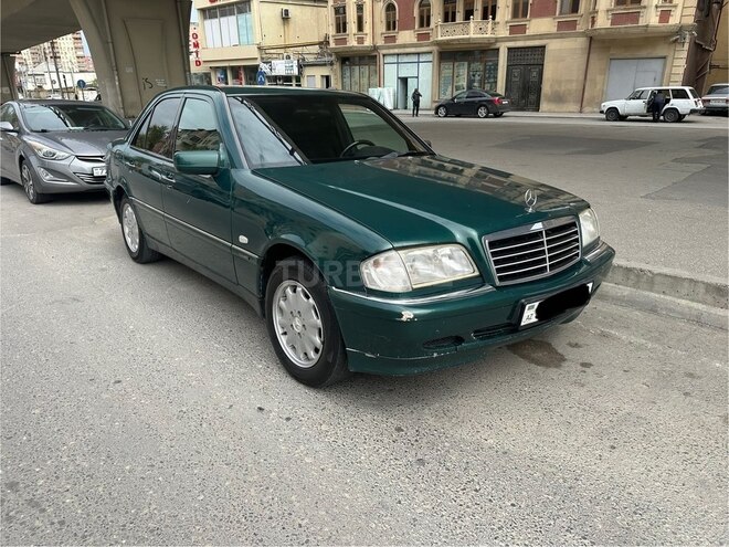 Mercedes C 180 1999, 300,000 km - 1.8 л - Bakı