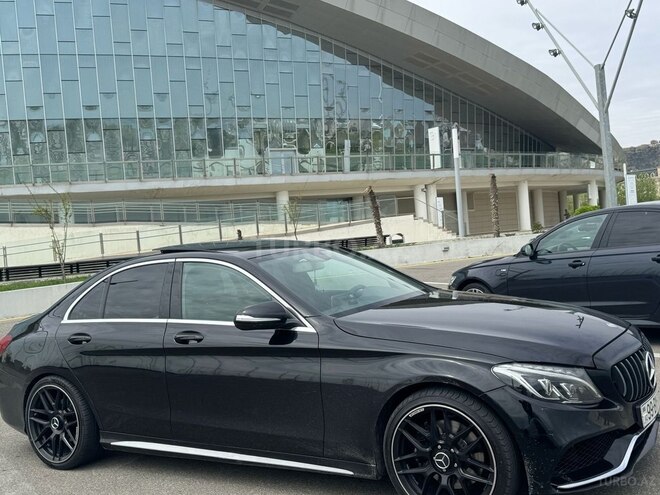 Mercedes C 300 4MATIC 2015, 271,000 km - 2.0 l - Bakı