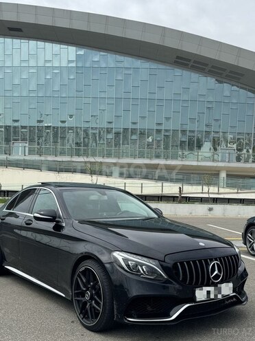 Mercedes C 300 4MATIC 2015, 271,000 km - 2.0 l - Bakı