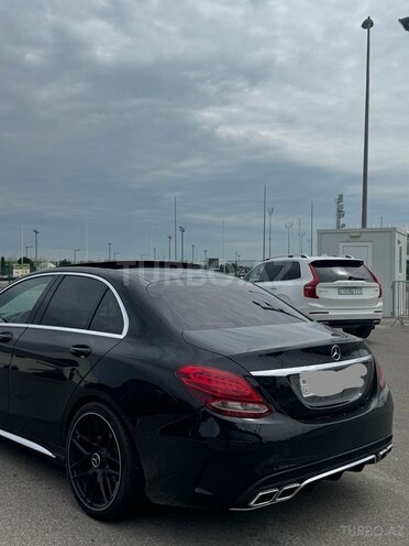 Mercedes C 300 4MATIC 2015, 271,000 km - 2.0 l - Bakı
