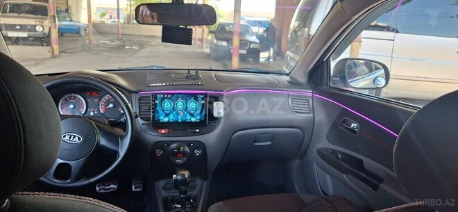 Kia Rio-7