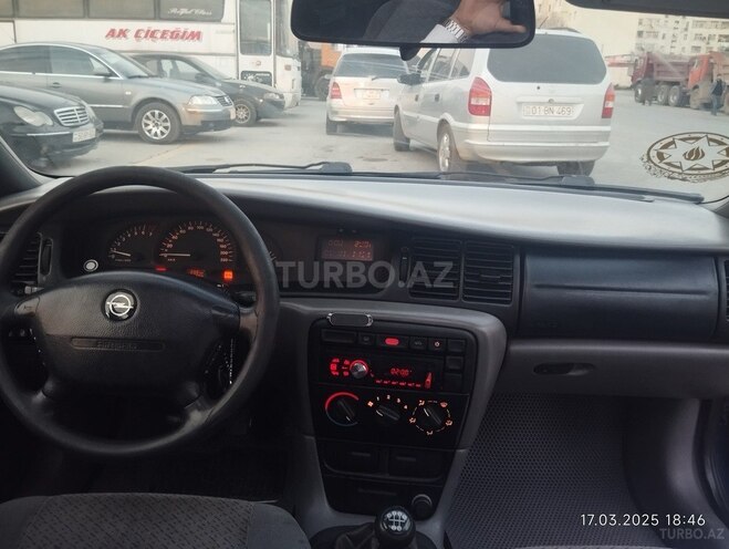 Opel Vectra 1996, 300,000 km - 1.8 l - Sumqayıt