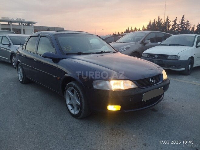 Opel Vectra 1996, 300,000 km - 1.8 l - Sumqayıt