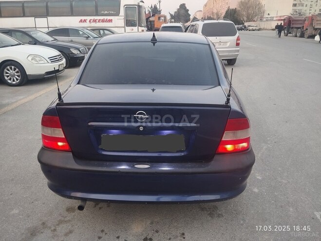 Opel Vectra 1996, 300,000 km - 1.8 l - Sumqayıt