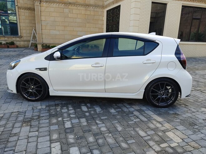 Toyota Aqua 2016, 74,500 km - 1.5 l - Bakı