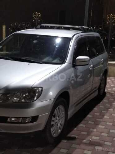 Mitsubishi Airtrek 2002, 300,000 km - 2.0 л - Şirvan