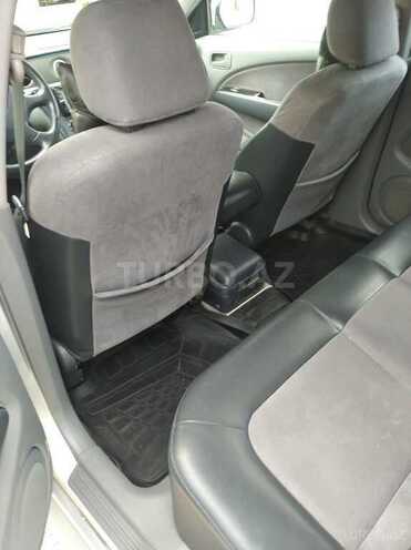 Mitsubishi Airtrek 2002, 300,000 km - 2.0 л - Şirvan
