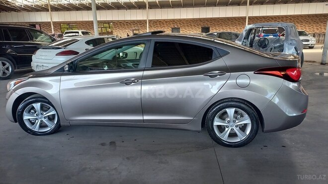 Hyundai Elantra 2015, 141,622 km - 1.8 l - Gəncə