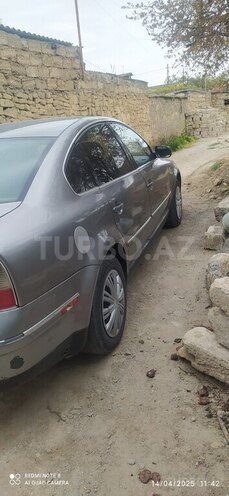 Volkswagen Passat 2001, 555,445 km - 1.8 l - Bakı