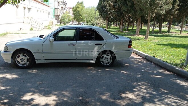 Mercedes C 200 1998, 390,000 km - 2.0 l - Gəncə