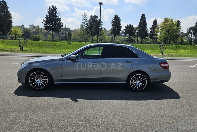 Mercedes E 200 d 2009, 274,000 km - 2.2 l - Gəncə
