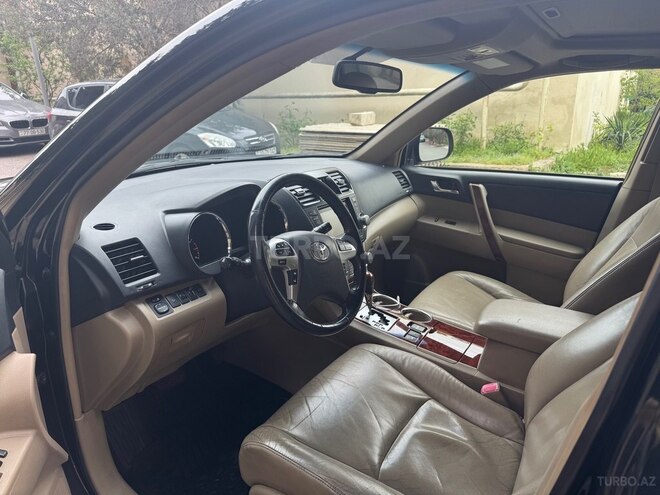Toyota Highlander 2011, 182,000 km - 3.5 l - Bakı