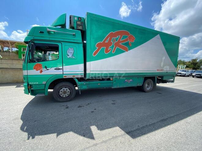 Mercedes Atego 1223 1998, 821,360 km - 6.4 л - Quba