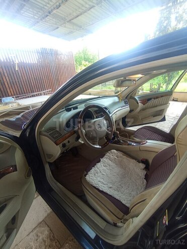 Mercedes E 220 d 2006, 352,000 km - 2.2 л - Şirvan