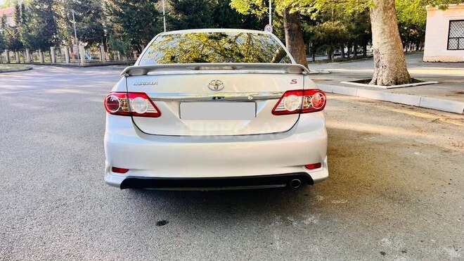 Toyota Corolla 2012, 223,699 km - 1.8 l - Mingəçevir