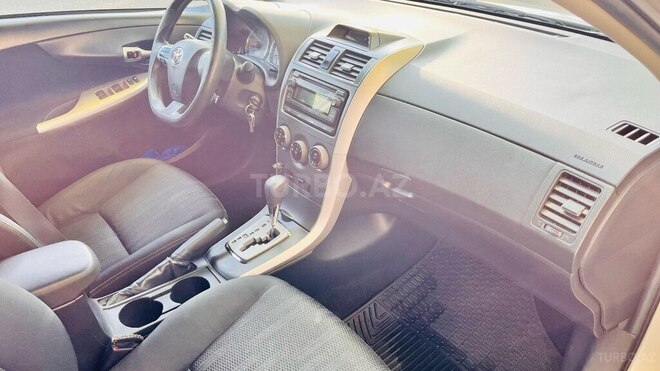 Toyota Corolla 2012, 223,699 km - 1.8 l - Mingəçevir