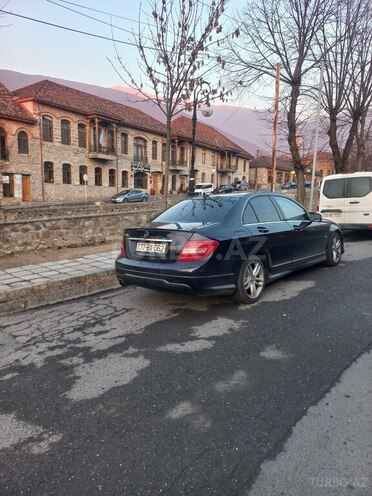Mercedes C 250 2011, 240,000 km - 1.8 л - Mingəçevir