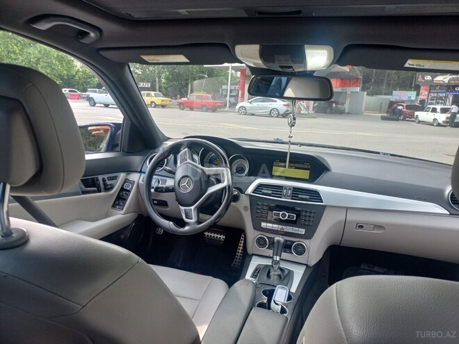 Mercedes C 250 2011, 240,000 km - 1.8 л - Mingəçevir