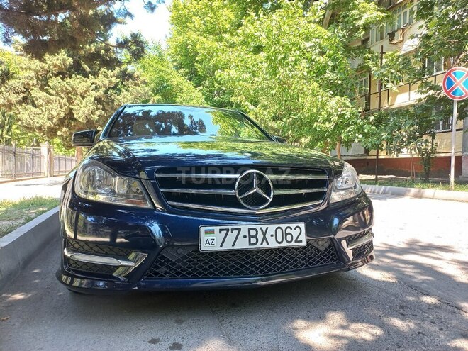 Mercedes C 250 2011, 240,000 km - 1.8 л - Mingəçevir