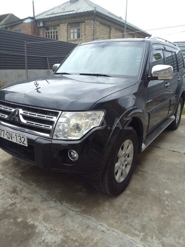 Mitsubishi Pajero 2011, 132,000 km - 3.5 l - Bakı