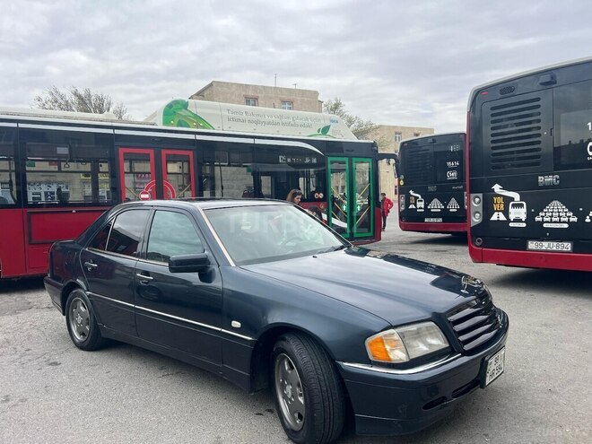 Mercedes C 240 1998, 240,000 km - 2.4 л - Bakı