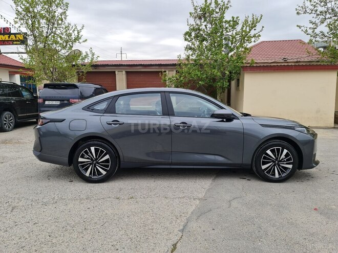 Changan Qiyuan A05 2025, 0 km - 1.5 л - Bakı