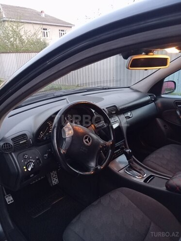 Mercedes C 220 d 2001, 234,444 km - 2.2 l - Masallı