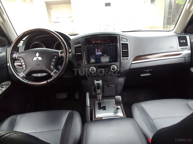 Mitsubishi Pajero 2011, 132,000 km - 3.5 l - Bakı