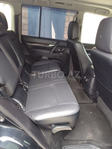 Mitsubishi Pajero 2011, 132,000 km - 3.5 l - Bakı