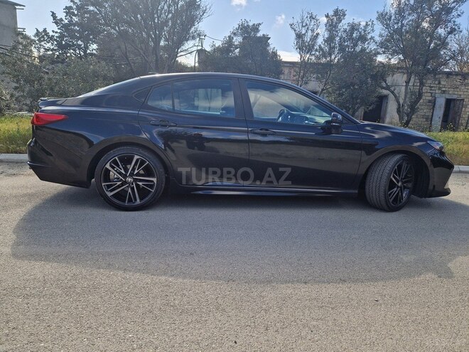 Toyota Camry 2025, 15,800 km - 2.5 l - Bakı