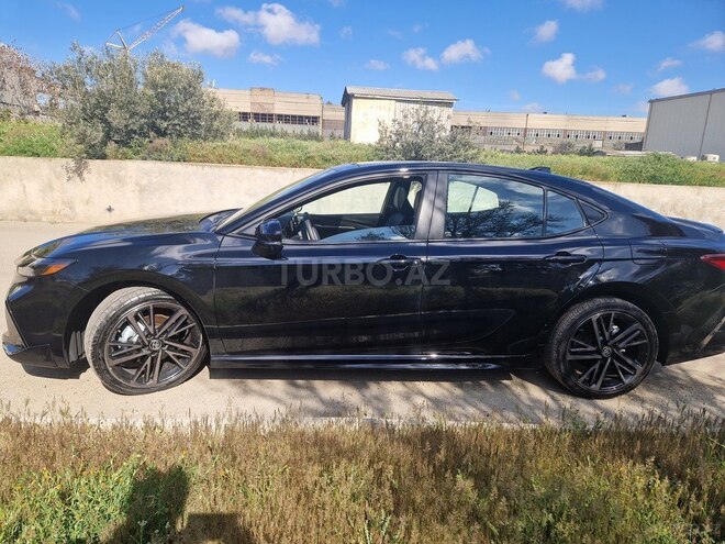 Toyota Camry 2025, 15,800 km - 2.5 l - Bakı