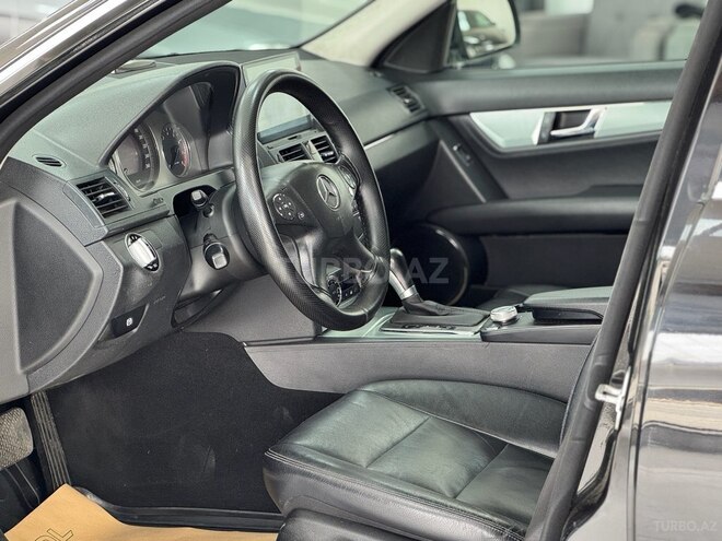 Mercedes C 300 2008, 234,000 km - 3.0 л - Bakı