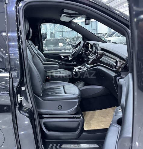 Mercedes V 220 2016, 393,500 km - 2.2 l - Bakı