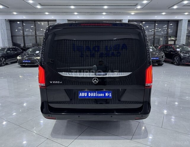 Mercedes V 220 2016, 393,500 km - 2.2 l - Bakı