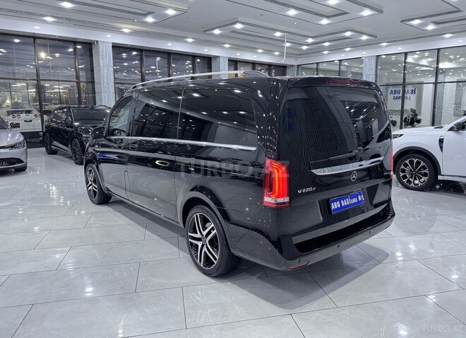 Mercedes V 220 2016, 393,500 km - 2.2 l - Bakı