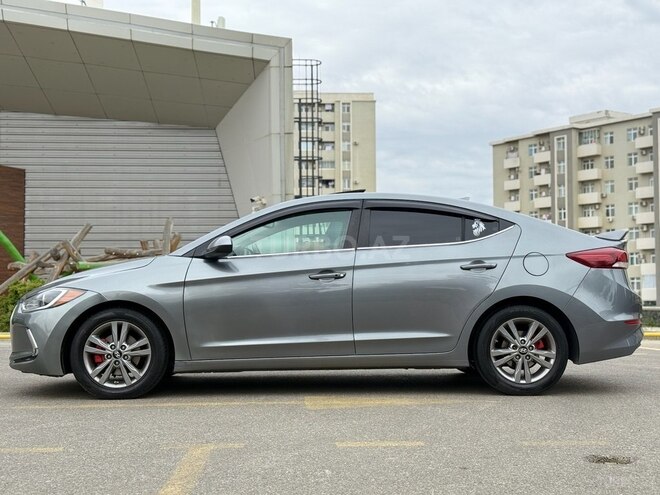 Hyundai Elantra 2018, 107,000 km - 2.0 л - Bakı