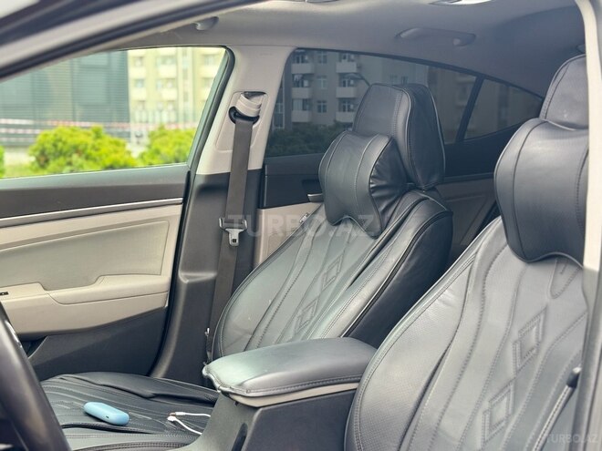 Hyundai Elantra 2018, 107,000 km - 2.0 л - Bakı