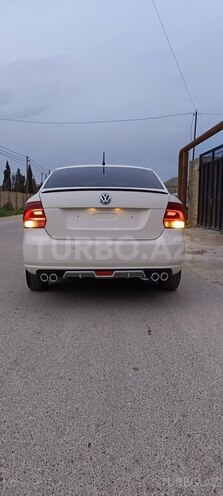 Volkswagen Polo 2012, 218,000 km - 1.6 l - Bakı
