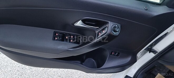 Volkswagen Polo 2012, 218,000 km - 1.6 l - Bakı