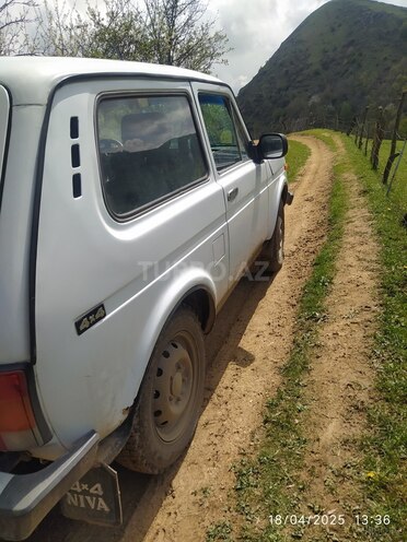 LADA (VAZ) Niva 1997, 293,220 km - 1.7 л - Tovuz