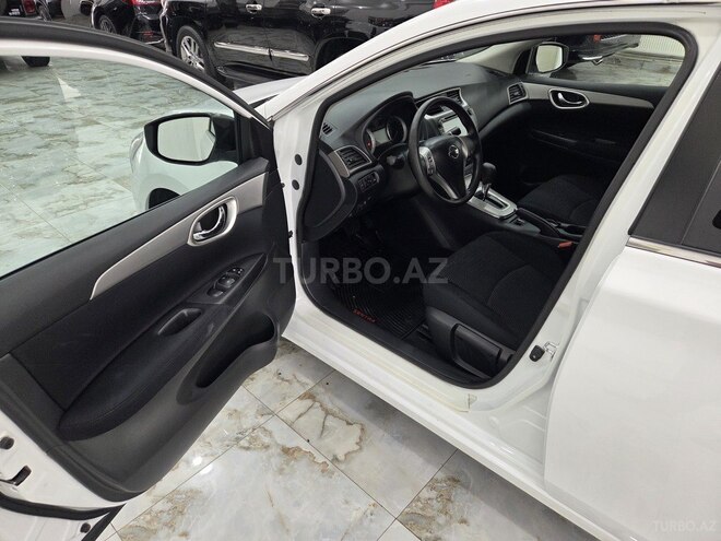Nissan Sentra-9