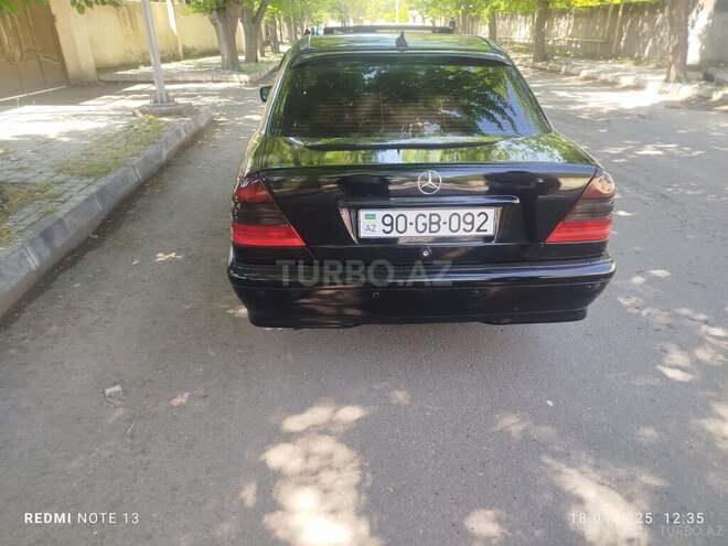 Mercedes C 200 2000, 254,000 km - 2.0 l - Bərdə