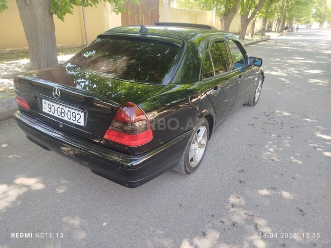 Mercedes C 200 2000, 254,000 km - 2.0 l - Bərdə