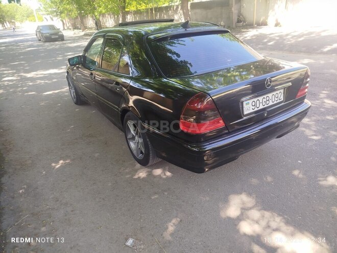 Mercedes C 200 2000, 254,000 km - 2.0 l - Bərdə