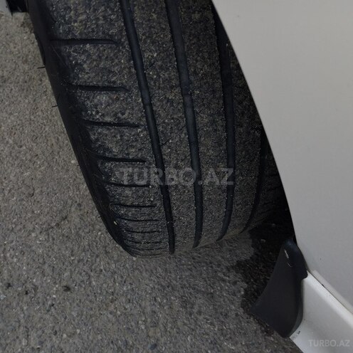 Hyundai i30 2011, 275,000 km - 1.6 л - Bakı