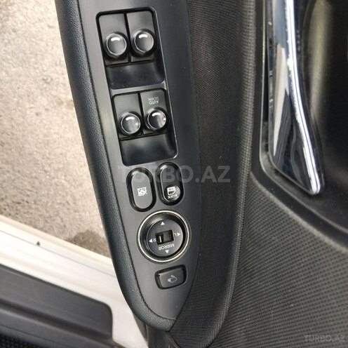 Hyundai i30 2011, 275,000 km - 1.6 л - Bakı